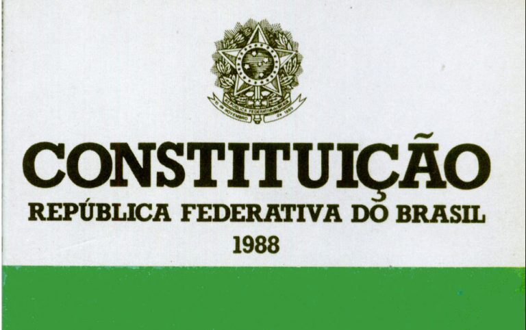 Read more about the article Constituição Federal de 1988 completa 32 anos!