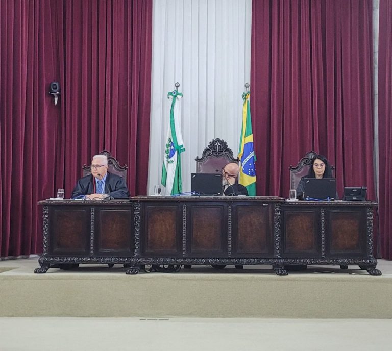 Gabriel Guy Léger é empossado como Procurador-Geral do Ministério Público do Paraná