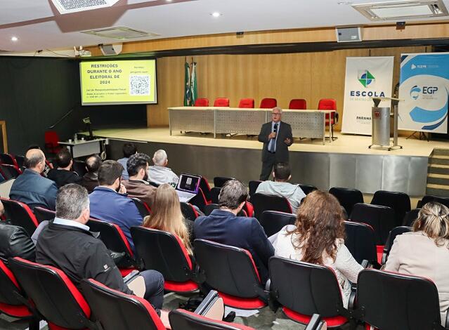 Leia mais sobre o artigo Procurador-Geral do MPC-PR alerta gestores para vedações em ano eleitoral