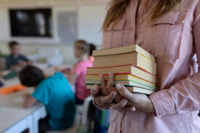 Leia mais sobre o artigo MPC-PR apura indícios de irregularidades no uso de recursos da educação básica pelo Município de Araruna