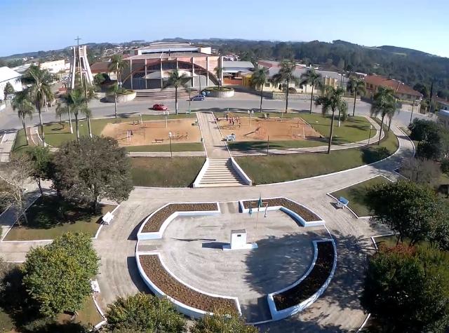 Leia mais sobre o artigo MPC-PR aponta para divergência jurisprudencial no que diz respeito à publicidade do relatório de controle interno anual pelos entes municipais