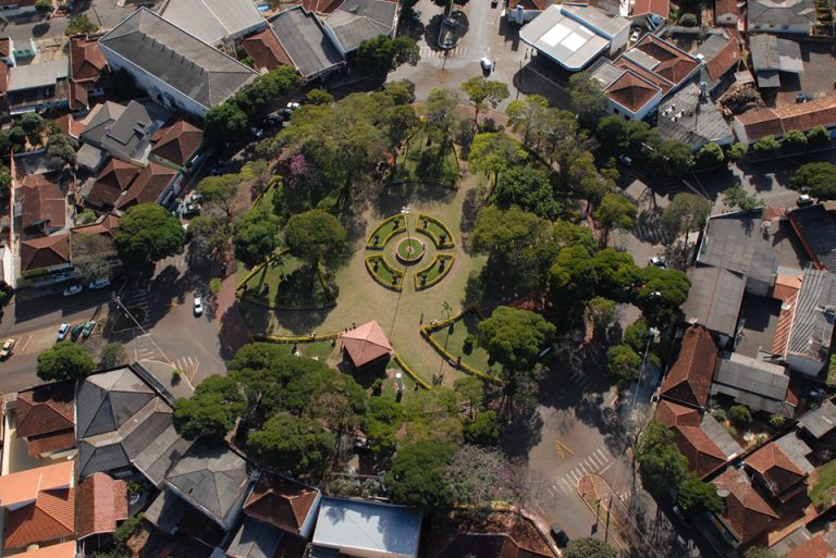 Leia mais sobre o artigo TCE-PR mantém determinação para provimento de cargo de Auditor Fiscal em Terra Boa