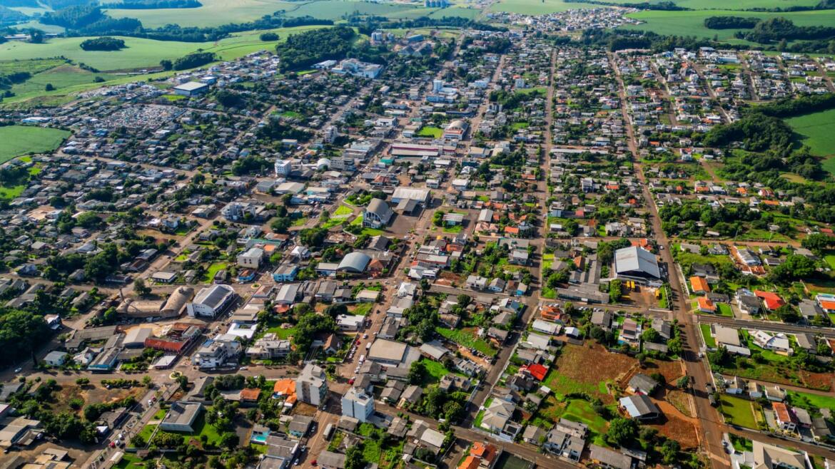 Leia mais sobre o artigo TCE-PR acolhe integralmente parecer do MPC-PR em consulta sobre aplicação da EC 136/2025 no pagamento de precatórios