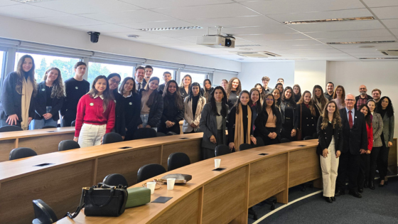 Estudantes de Direito da Univel conhecem a atuação do MPC-PR em visita institucional