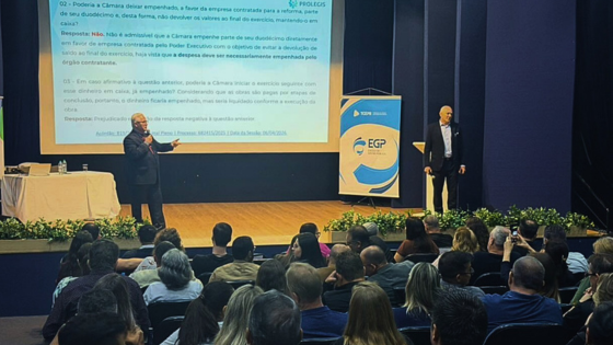 Leia mais sobre o artigo Em evento do Prolegis, em Foz do Iguaçu, Procurador-Geral do MPC-PR discute o sistema remuneratório do Legislativo