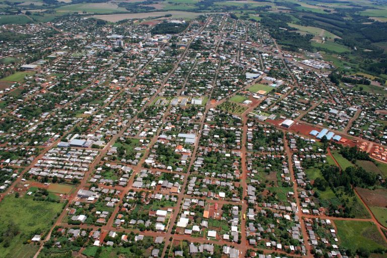 Leia mais sobre o artigo Ex-Prefeito de Quedas do Iguaçu é multado pelo não pagamento de precatórios